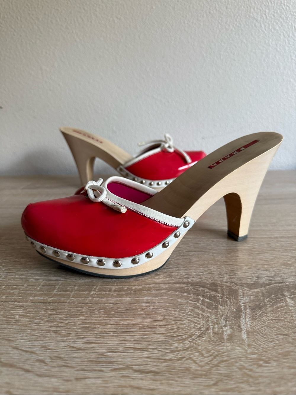 Prada Vintage Y2K Linea Rossa red Patent Leather Bow Wood High Heel Mules Sz 6.5